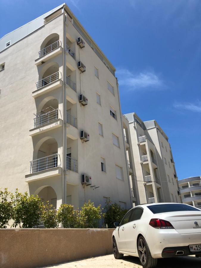 Long Beach Apartment Улцинь Экстерьер фото