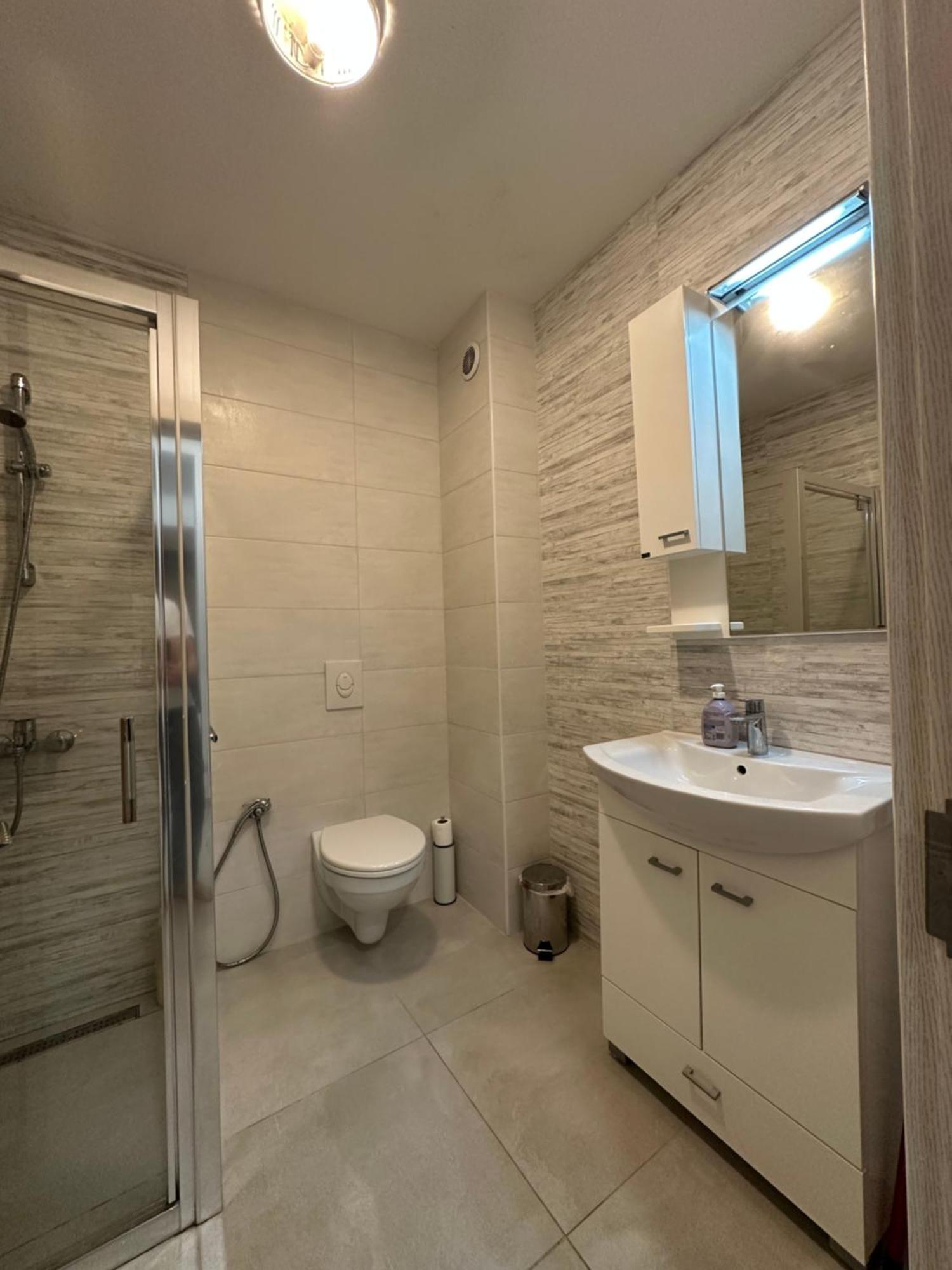 Long Beach Apartment Улцинь Экстерьер фото