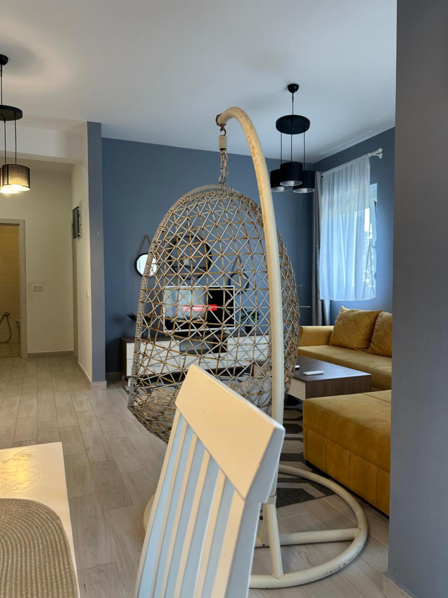Long Beach Apartment Улцинь Экстерьер фото