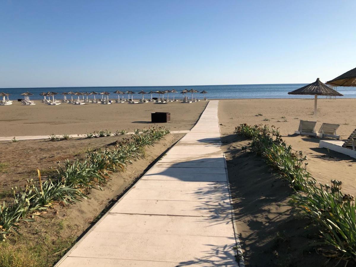 Long Beach Apartment Улцинь Экстерьер фото